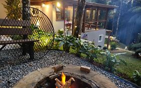 Linda Casa em Monte Verde